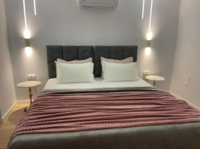Lindi's room 1 5